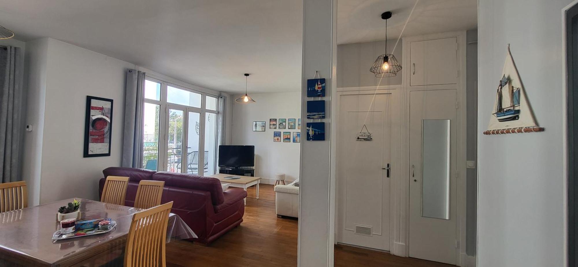 Maison De Ville Plein Centre, 3 Etoiles, A 200M De La Plage, Parking Prive, Wifi Royan Bagian luar foto